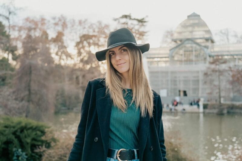 Madrid: Professional photoshoot at the Retiro Park - Key Points / Takeaways