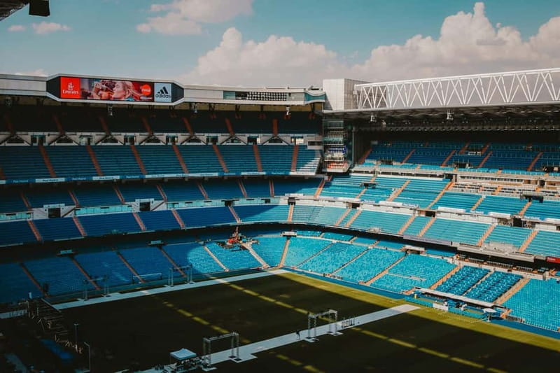 Madrid: Real Madrid Bernabeu Stadium Tour with Tapas - Key points / Takeaways