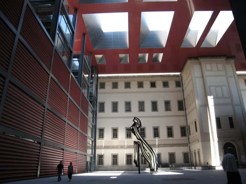 Madrid: Reina Sofía Museum Guided Tour, Small Group - Temporary Exhibitions and Changing Displays