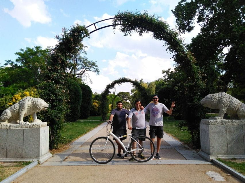 Madrid: Retiro Park and Literary Quarter by Bike - Overview of the Bike Tour