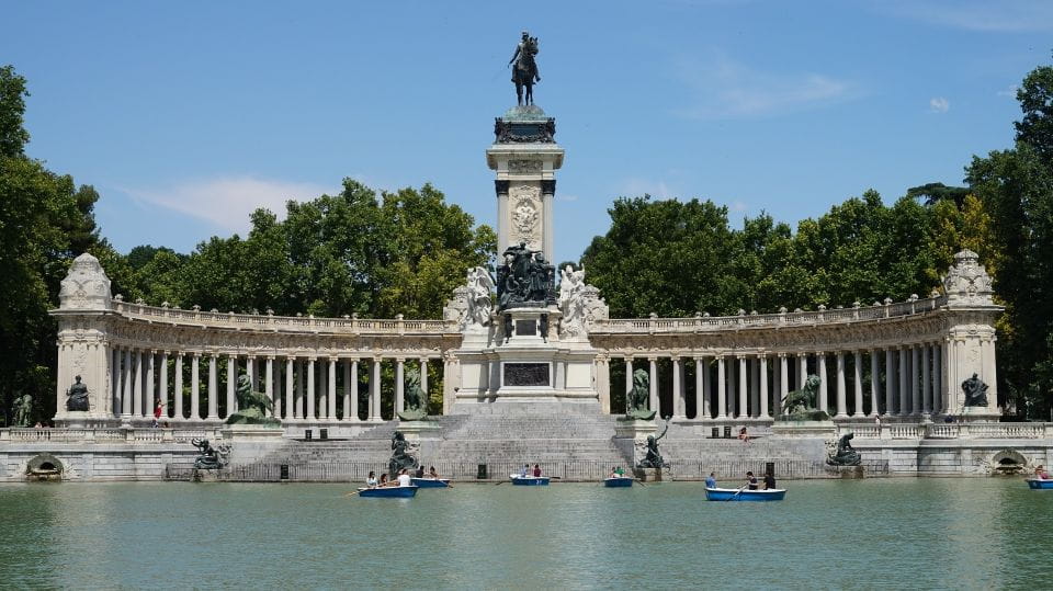 Madrid: Retiro Park Guided Tour and Tapas Tasting - Customer Feedback