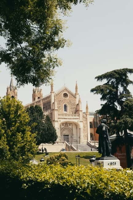 Madrid Retro Tour Madrid- 30 min - The Sum Up: Is It Worth It?