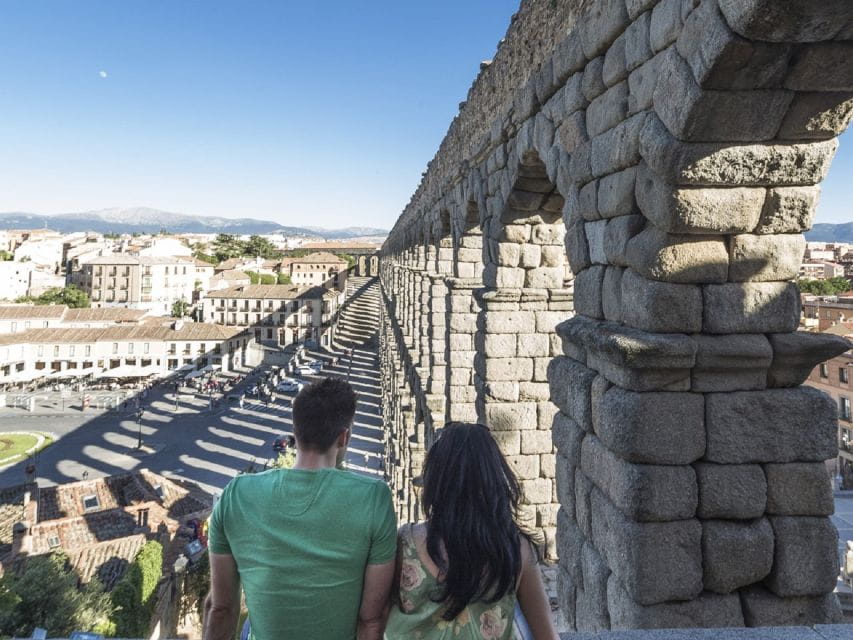 Madrid: Ribera Del Duero & Rueda Red and White Wine Tour - Things To Know