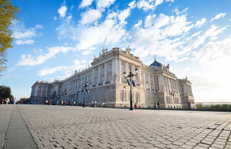 Madrid: Royal Palace Guided Tour with Skip-the-Line Entry - Logistics, Price, and Value