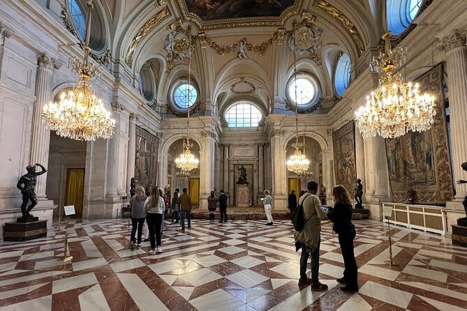 Madrid: Royal Palace Guided Tour with Skip the Line Ticket - Exploring the Royal Palace: A Closer Look