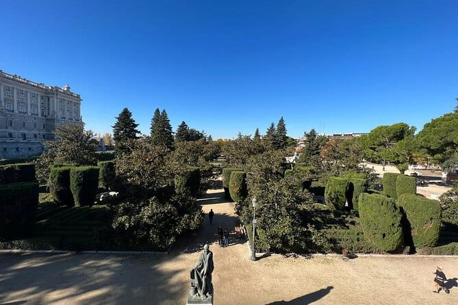 Madrid: Royal Palace Guided Tour with Skip the Line Ticket - FAQ