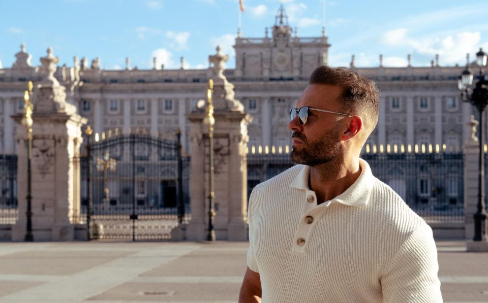 Madrid: Royal Palace Professional Photoshoot - Experience Overview