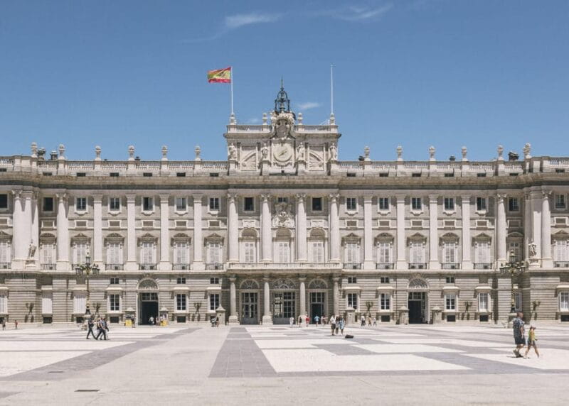 Madrid: Royal Palace Skip-the-Line Entry with Audio Guide - Who Is This Tour Perfect For?
