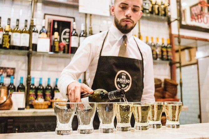 Madrid Tapas, Taverns & History Tour - Huertas