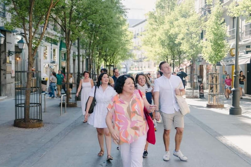 Madrid: Tapas Tour & Authentic Flamenco Experience - Flamenco Performance: Passion, Drama, and Intimacy