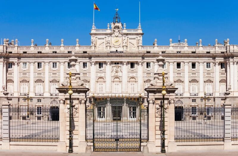 Madrid: The Royal Palace Skip-the-line Guided Tour - Entrance and Experience: What It’s Like Going Inside