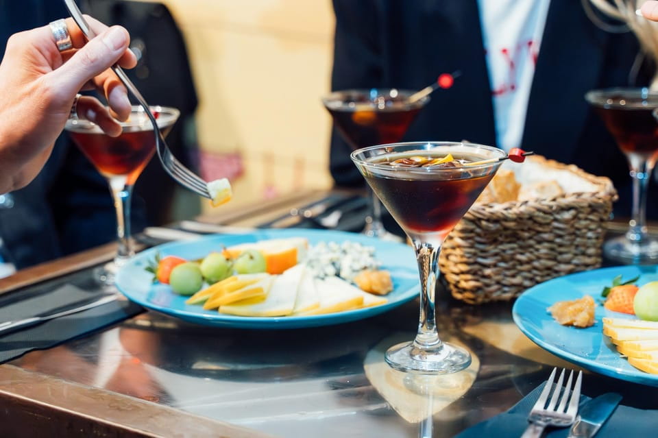 Madrid Tipsy Tapas Guided Food Tour With Dinner - Experience Highlights