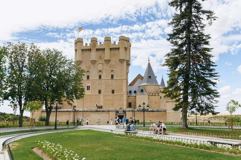 Madrid: Toledo & Segovia Full Day Guided Tour with Alcázar - Who Is This Tour Best For?