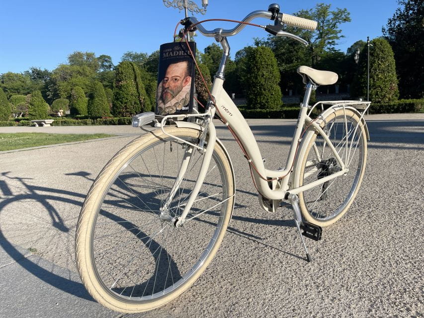 Madrid: Vintage Bike Rental With Tourist Map - Tips for Exploring Madrid