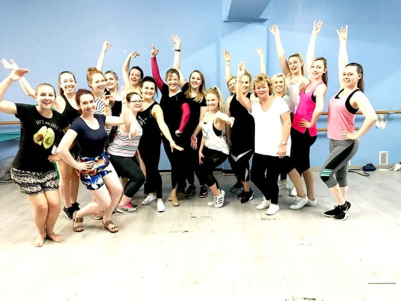 Madrid Wine Tasting, Flamenco Class and Exclusive Bar - Discover Madrid Through Flavors and Rhythm