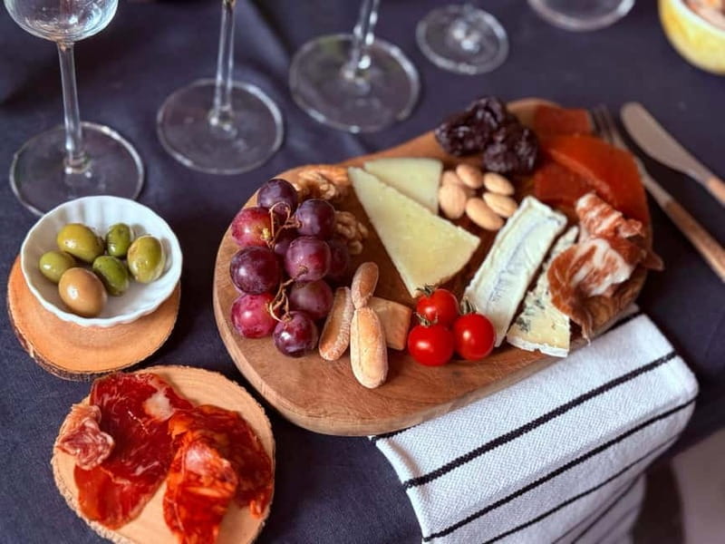 Madrid: Wines & Wonders - A Tasting in a Private Gallery - Key points / Takeaways