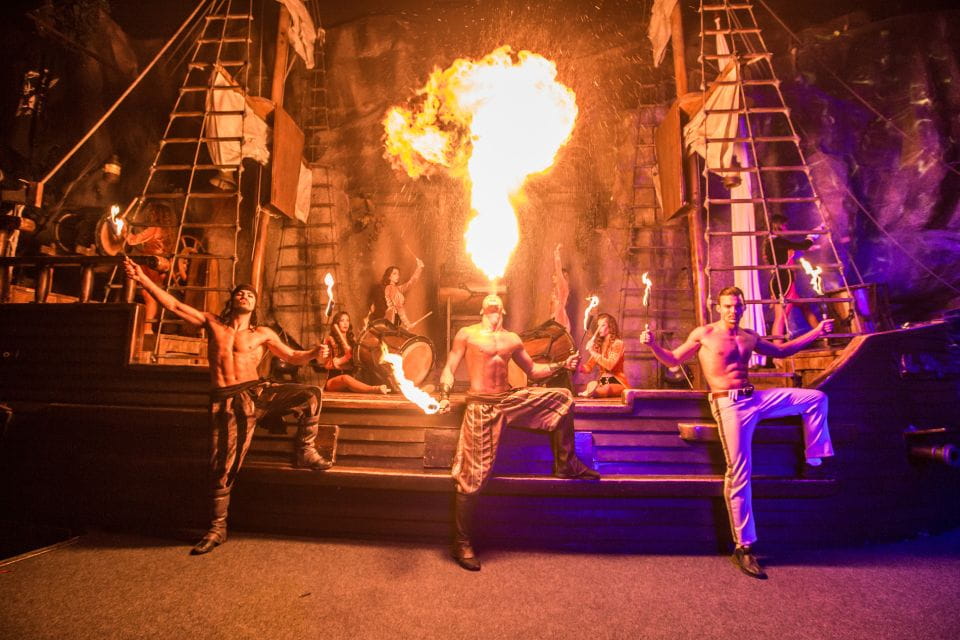 Magaluf: Pirates Adventure Dinner Show Ticket - Things To Know