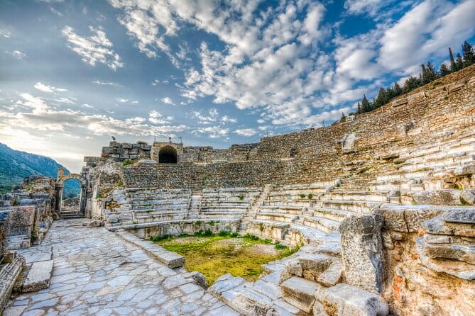 Magnificent Ephesus Tour From Kusadasi Hotels / Selçuk Hotels - Exploring Ephesus: The Heart of the Tour