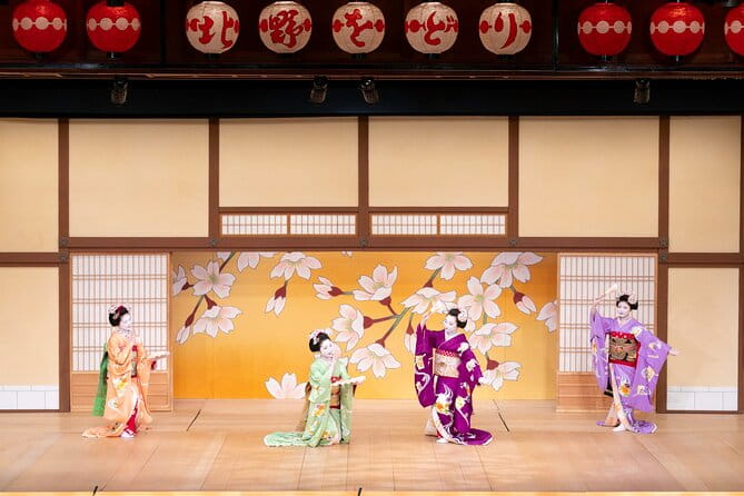 Maiko Dance Show and Kinkakuji Temple Walking Tour - Key Points