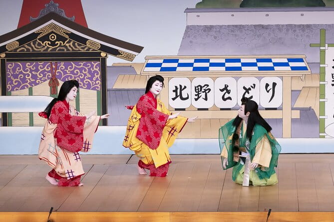 Maiko Dance Show and Kinkakuji Temple Walking Tour - Exploring Kinkakuji Temple