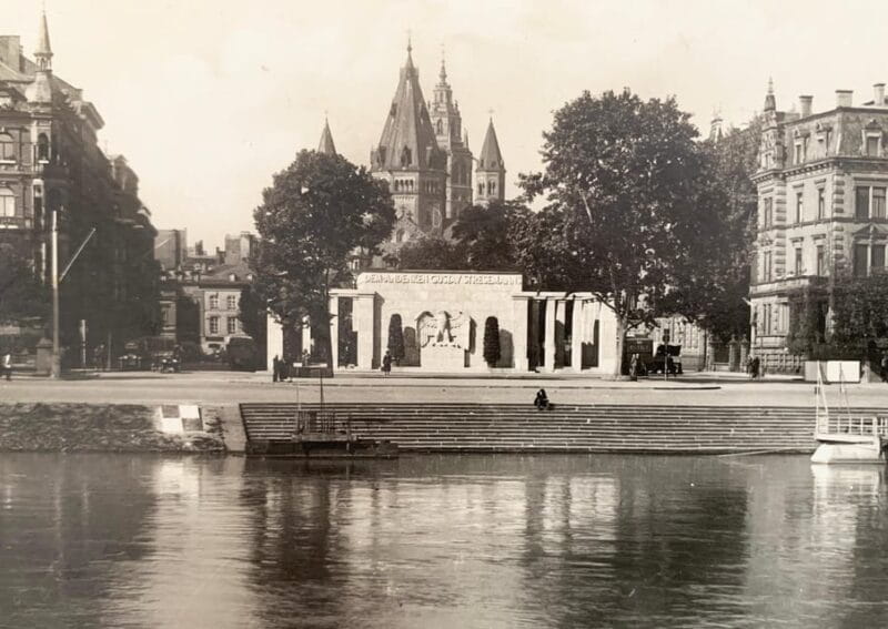 Mainz: Guided historical tour through the old town with Geo Epoche - The Architectural Treasures