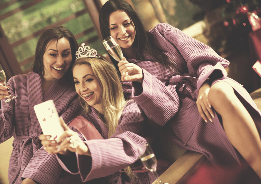 Majorca : Bachelorette Party Outdoor Smartphone Game - Game Details