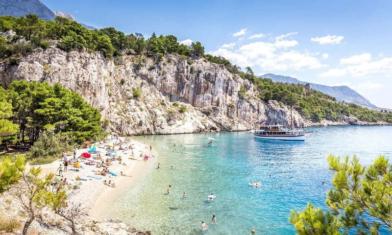 Makarska: Private halfday boat tour ,Hvar,small blue Cave - Frequently Asked Questions