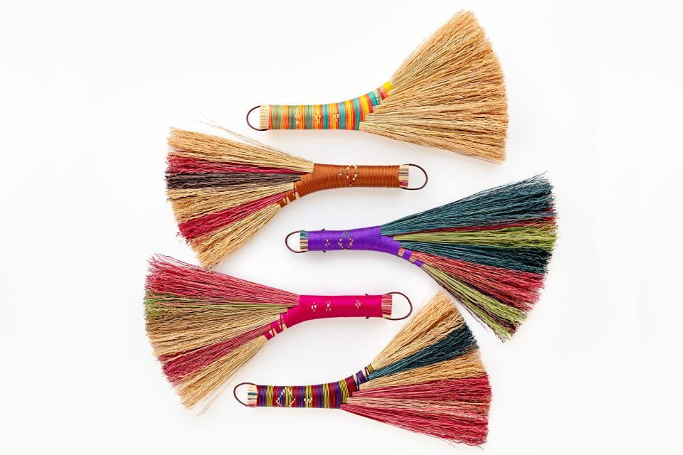 Make Your Own Fireplace Sweeper at a Traditional Workshop - Key Points