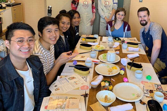 Making a Bento Box With Cute Character Look in Japan - Participant Reviews and Ratings