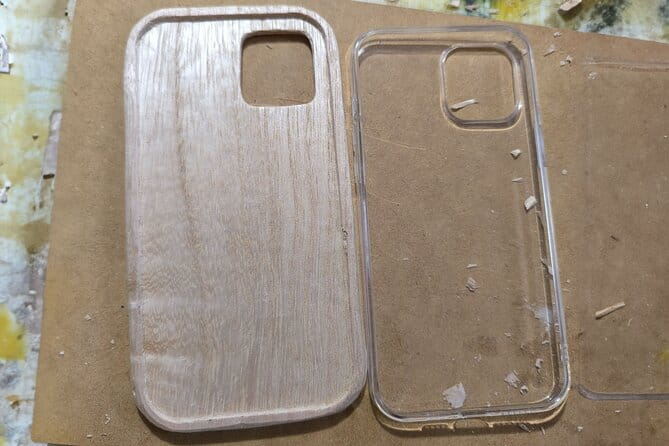 Making a Wooden Carved IPHONE Case in Kawagoe, Saitama - Key Points