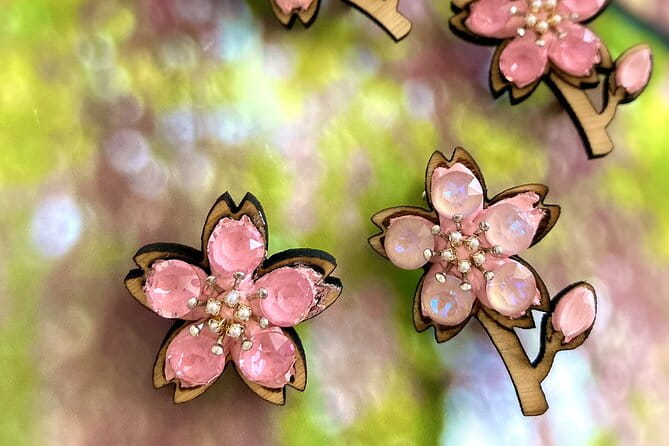 Making Accessories With Eco-Wood and Swarovski Crystals in Nara - Key Points