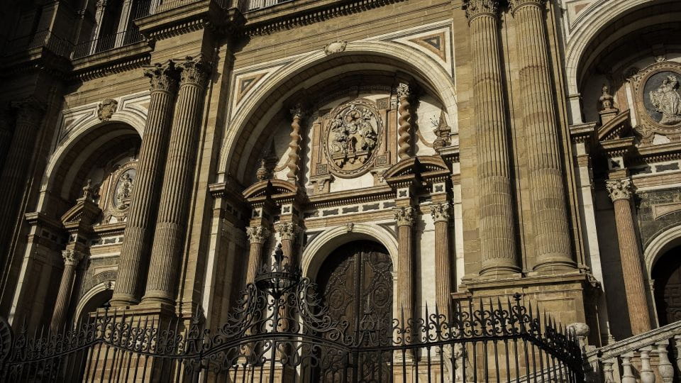 Málaga: 2-Hour Historical Center & Cathedral Tour - Tips for a Great Experience