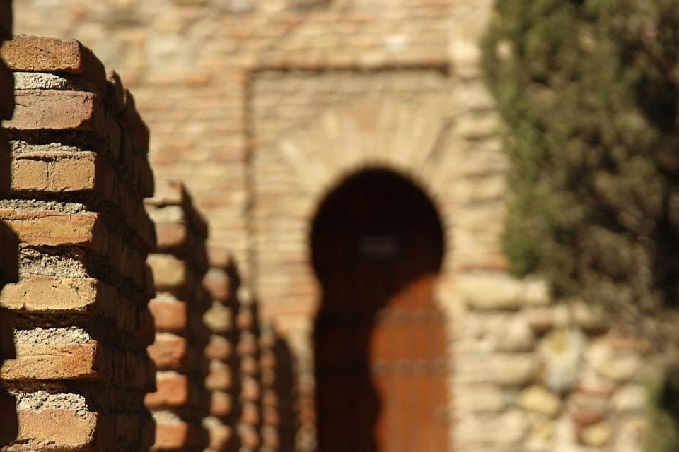 Malaga: Alcazaba and Roman Theatre Private Tour With Tickets - Experience Details