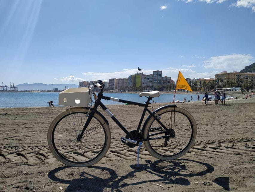Malaga: Bike Rental for City Discovery Route & Beaches - Discovering Malagas Routes