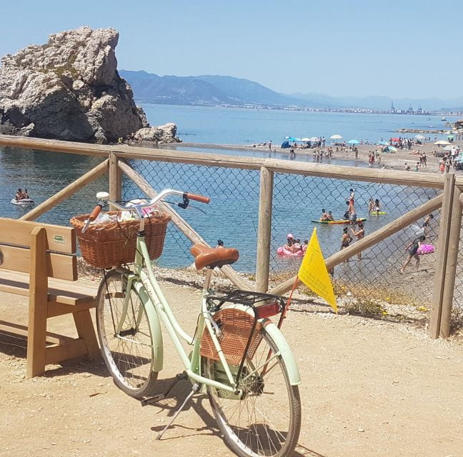 Malaga: Bike Rental for City Discovery Route & Beaches - Amenities Included in Rental