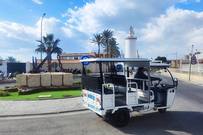 Malaga by Tuk Tuk i : 1 or 2 hours Private city tour - Price and Value