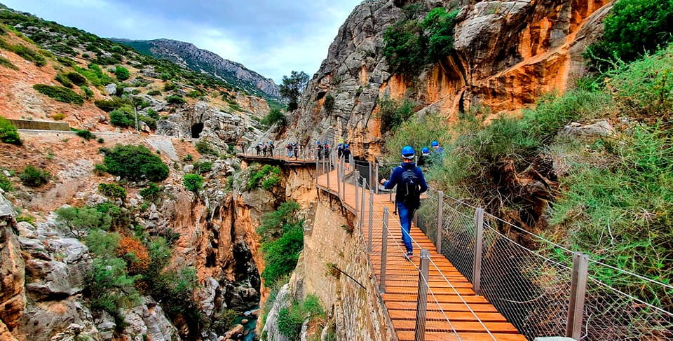 Málaga: Caminito Del Rey Guided Tour With Transportation - Itinerary Details