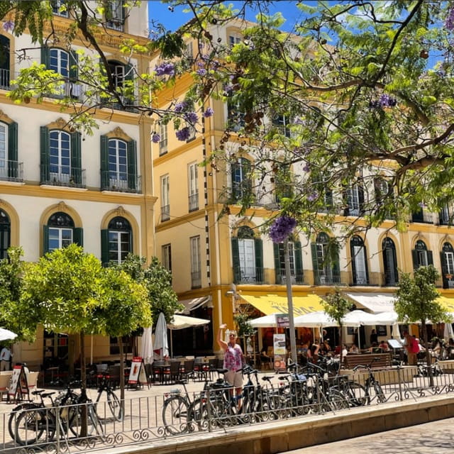 Malaga: Castle Hill and Fisherman Village E-Bike Tour - FAQs