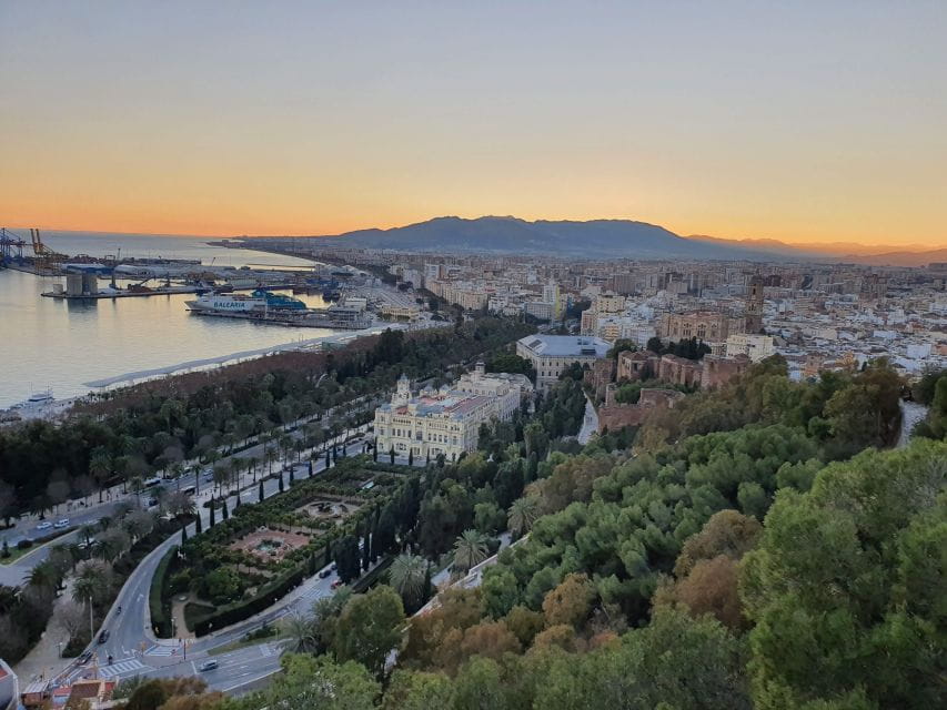 Málaga: Cathedral, Alcazaba, Roman Theater Walking Tour - Starting Point and Duration