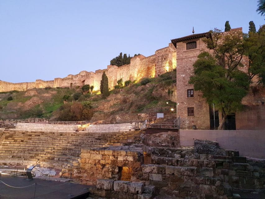 Málaga: Cathedral, Alcazaba, Roman Theater Walking Tour - Tips for a Great Tour