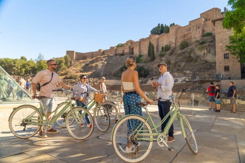 Málaga: City Highlights Guided Vintage Bike Tour - La Malagueta Bullring: A Slice of Local Tradition
