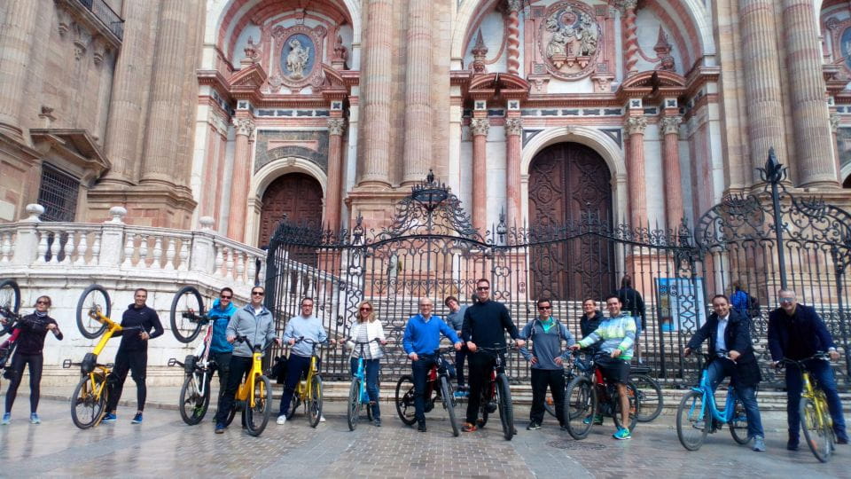 Málaga: City Highlights Private E-Bike Tour - Participant Age Restrictions