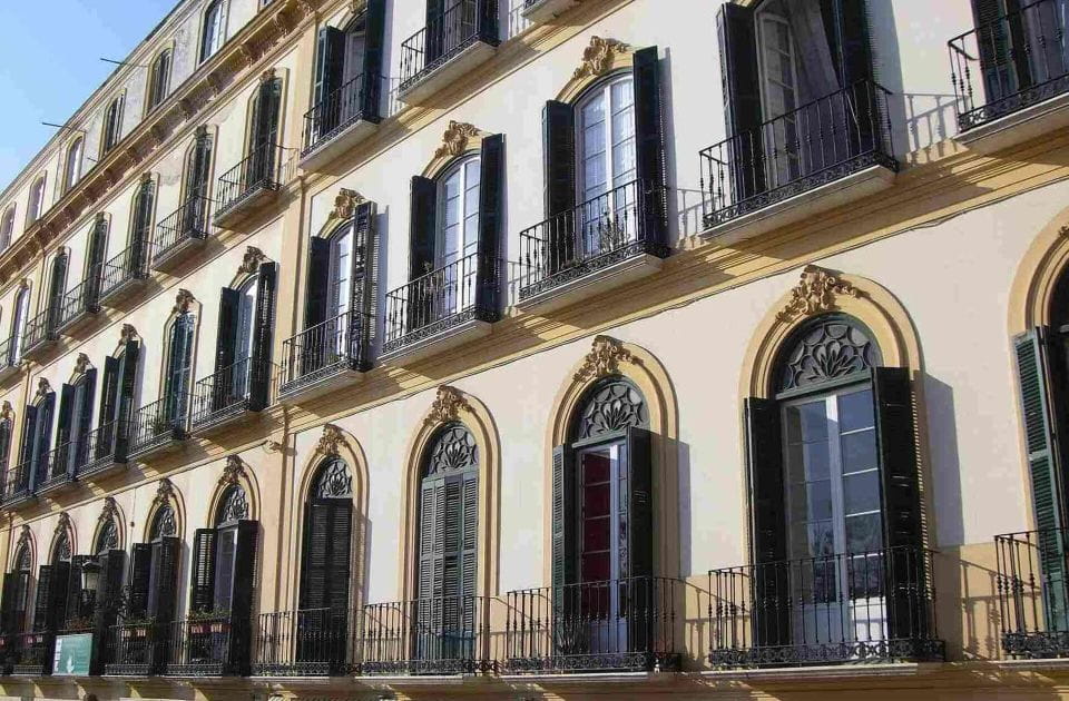 Málaga: Picasso Birthplace Museum Ticket & City Audio Guide - Key Points