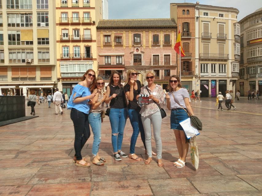 Málaga: Private Sightseeing Treasure Hunt - Things To Know