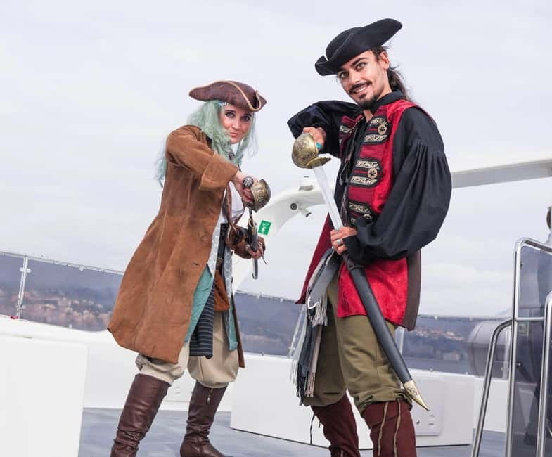 Malaga: Theatrical Boat Tour - Adventures on the High Seas - Key points / Takeaways