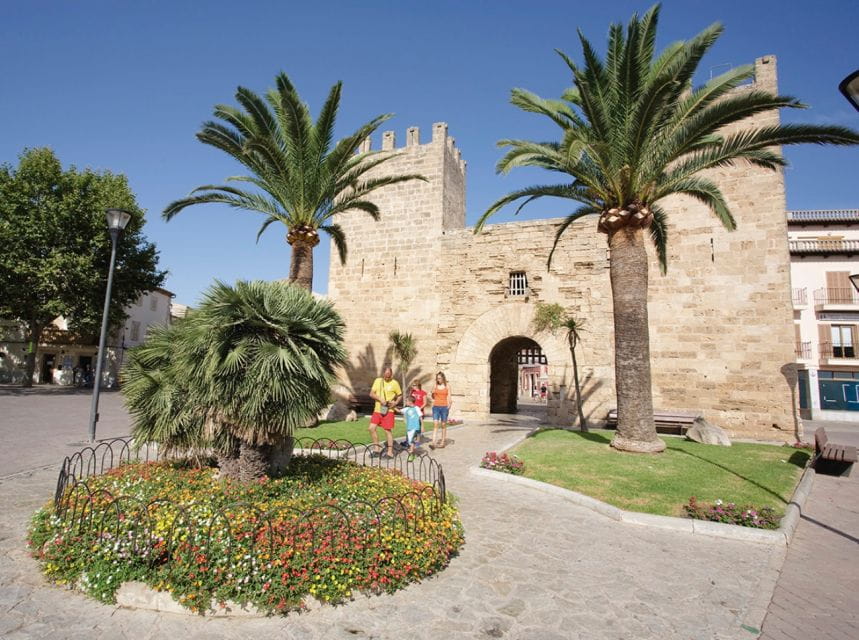 Mallorca: Alcudia Old Town, Market, and Formentor Beach - Customer Feedback and Ratings