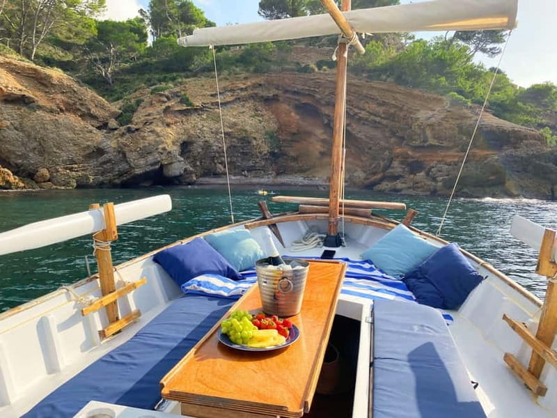 Mallorca: Alcudia: Private Boat Tour with Snorkel - Key Points / Takeaways