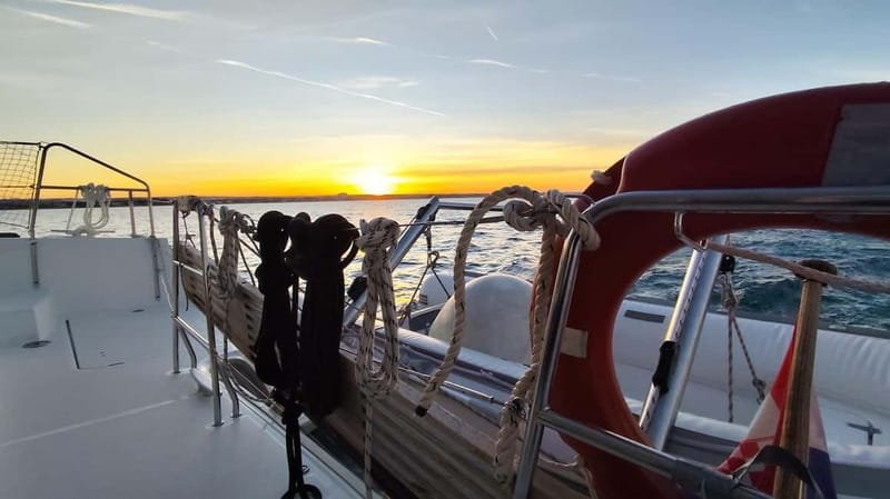 Mallorca: Catamaran Boat Tour with Tapas - The Malgrats Islands and Final Return