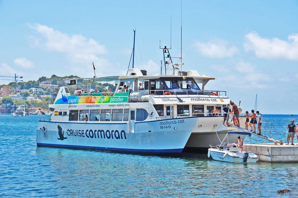 Mallorca: Catamaran Coastal Cruise With Lunch - Experience Highlights