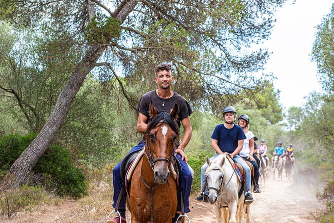Mallorca Evening Tour: Horseback Riding, Dinner and Dance - FAQ